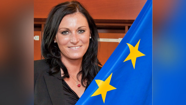 Menteri Energi Uni Eropa Elisabeth Köstinger (Foto: Wikimedia  Commons)
