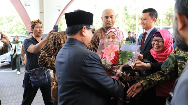 Capres Prabowo Subianto tiba di Sabuga, Bandung, Jawa Barat, Rabu (19/9/18). (Foto: Tim Media Prabowo)