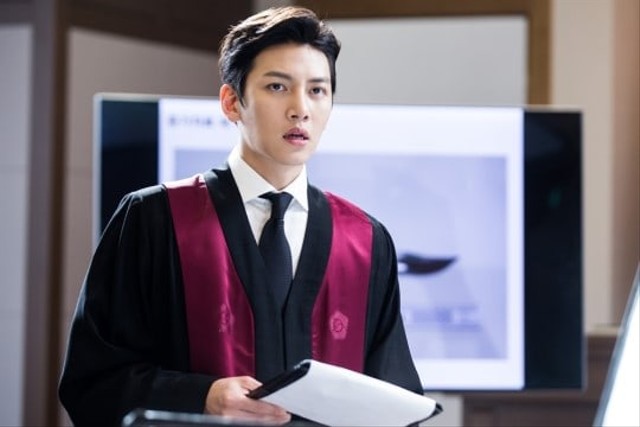 10 Aktor Korea yang Pernah Berperan sebagai Jaksa di Drama 
