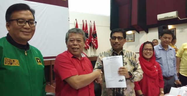 Siang Ini, Tim Kampanye Jokowi-Ma'ruf Amin Jatim Mendaftar ke KPU