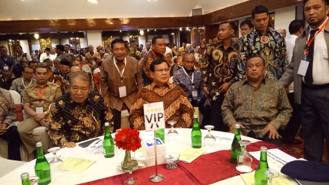 Capres Prabowo Subianto dalam acara Ngobrol Bareng Bersama 300 Jenderal dan Para Intelektual di Hotel Sari Pacific Jakarta Jakarta Pusat, Sabtu (22/9/2018). (Foto: Adim Mugni M/kumparan)