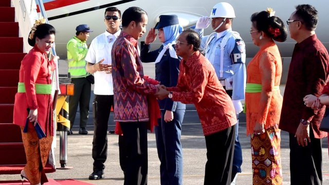 Jokowi dan Iriana ke Bali untuk meresmikan GWK, Sabtu (22/9/2018). (Foto: Dok. Biro Pers Setpres)