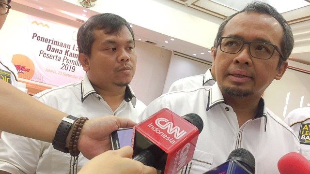 Ketua Tim Laporan Dana Awal Kampanye PKS, Unggul Wibawa di KPU, Minggu (23/9/2018). (Foto: Mirsan Simamora/kumparan)