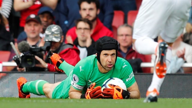 Penampilan apik Petr Cech dalam pertandingan menghadapi Everton (Foto: REUTERS/Eddie Keogh)