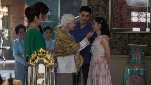 Ah ma bertemu Rachel Chu di Carcosa Seri Negara dalam Crazy Rich Asians  (Foto: crazyrichasiansmovie.net)