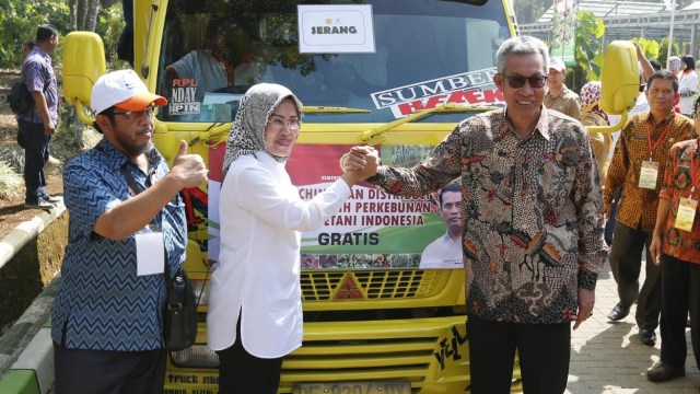 Kementan Mulai Distribusikan 10 juta Benih Perkebunan untuk Petani Indonesia (Foto: Dok. Biro Humas dan Informasi Publik Kementerian Pertanian)