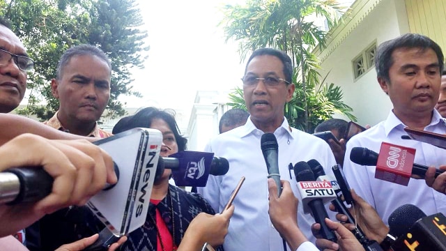 KPU dan Bawaslu Bersama Pihak Setpres Istana, Senin (24/9/18). (Foto: Yudhistira Amran Saleh/kumparan)