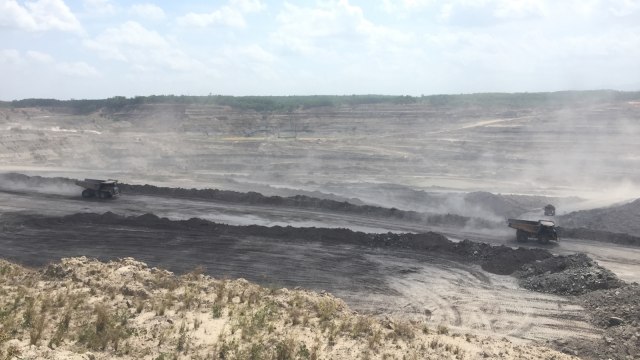 Tambang batu bara PT Tunas Inti Abadi (TIA) di Tanah Bumbu, Kalimantan Selatan. Foto: Ema Fitriyani/kumparan