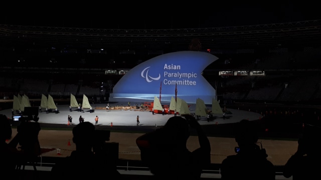 Persiapan opening ceremony Asian Para Games 2018 di Stadion Utama Gelora Bung Karno, Senayan, Kamis (27/9/2018). (Foto: Karina Nur Shabrina/kumparan)