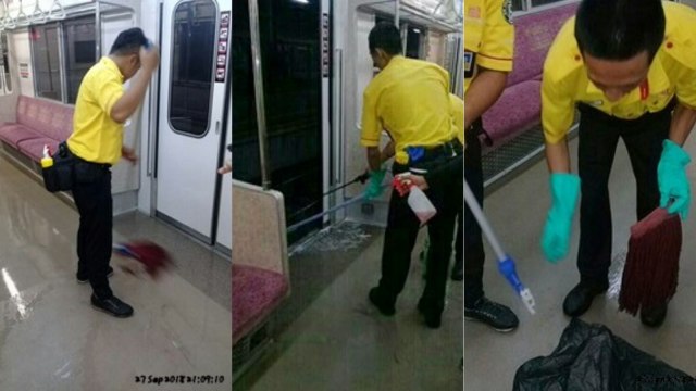 Petugas membersihkan gerbong KRL karena penumpang buang air besar sembarangan. (Foto: Dok. Humas KRL Commuter Line)