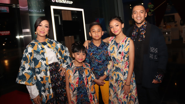 Cerita Nola B3 dan Baldy tentang Bakat Ketiga Anaknya di Bidang Musik (18095)