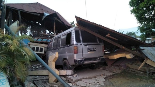 Sejumlah kerusakan akibat gempa dan tsunami di Palu, Sulawesi Tengah, Sabtu (29/9). (Foto: ANTARA FOTO/BNPB)