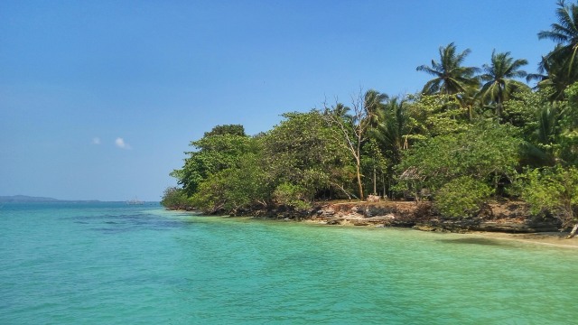 Pulau Liwungan (Foto: Tirta Kusuma Wardana/kumparan)
