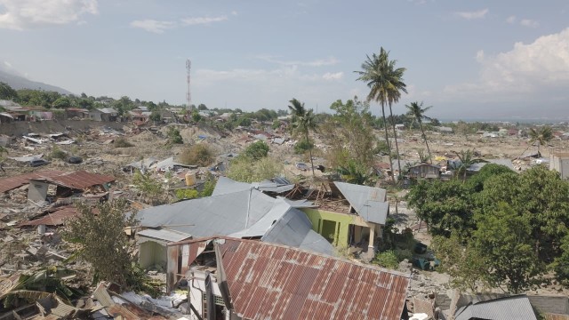 Pantauan udara wilayah Balaroa yang hancur akibat gempa bumi, Palu, Sulawesi Tengah. (Foto: Jamal Ramadhan/kumparan)