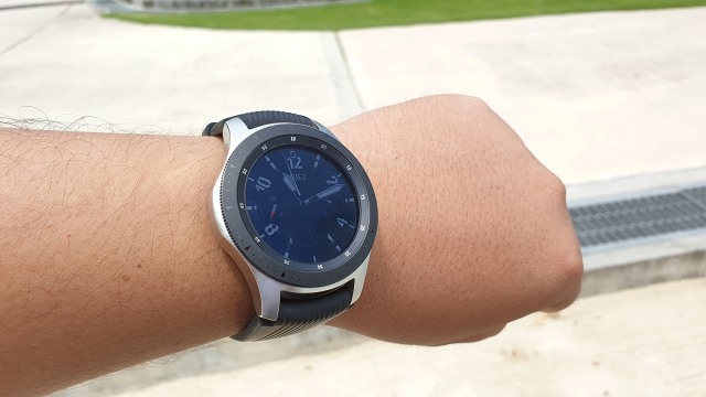 Samsung Galaxy Watch. (Foto: Muhammad Fikrie/kumparan)