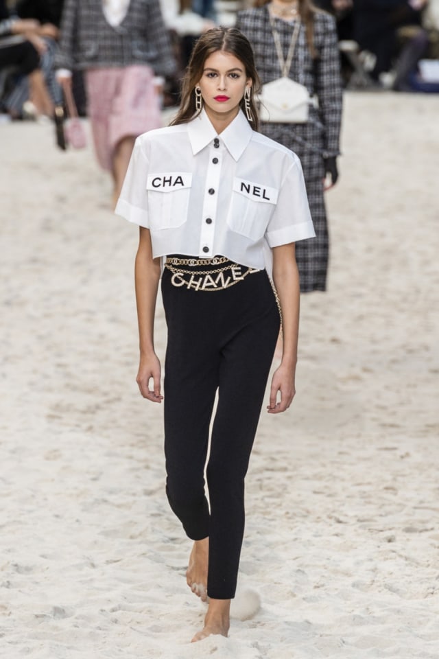 7 Inspirasi Gaya untuk Berlibur dari Koleksi Chanel Spring/Summer 2019 (2)