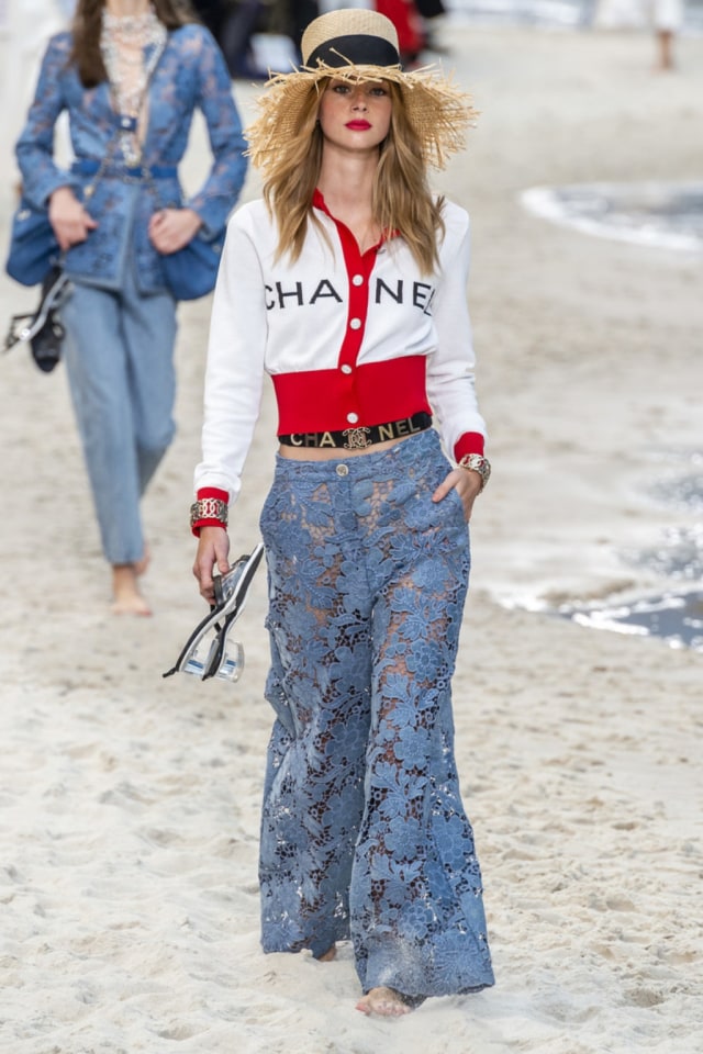 7 Inspirasi Gaya untuk Berlibur dari Koleksi Chanel Spring/Summer 2019 (3)