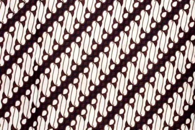 Batik Ragam Motif Yang Penuh Nilai Kebudayaan Kumparan Com