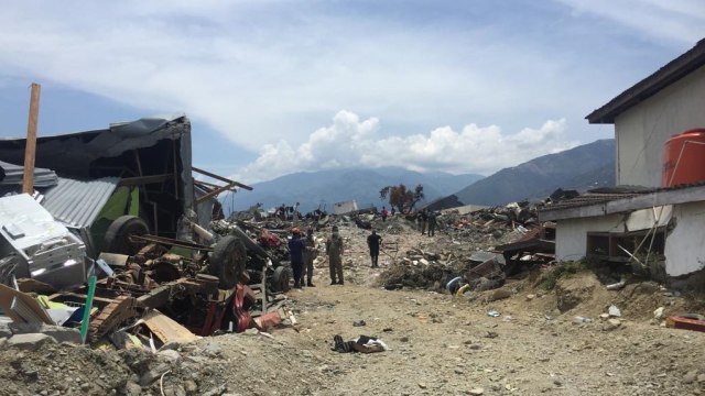 Kondisi Perumnas BTN setelah gempa, tempat tugas Yanuar saat ini (Foto: Moh. Fajri/kumparan)