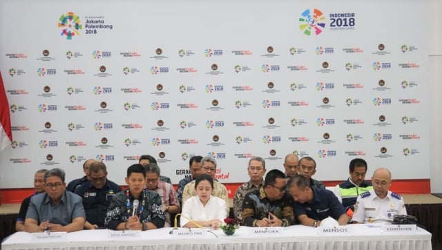 Para pengurus INAPGOC dan Menteri Kabinet Kerja usai rapat koordinasi terkait persiapan penyelenggaraan Asian Para Games 2018. (Foto: Helmi Afandi/kumparan)