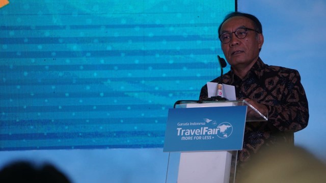 Direktur Retail Banking Bank Mandiri, Donsuwan Simatupang memberikan sambutan pada pembukaan Garuda Indonesia Travel Fair. (Foto: Iqbal Firdaus/kumparan)