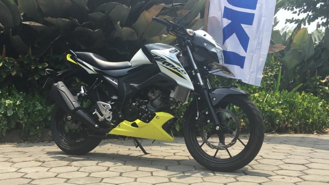 Suzuki GSX150 Bandit tampak kanan (Foto: Aditya Pratama Niagara/kumparanOTO)