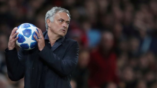 Jose Mourinho di laga Manchester United vs Valencia. Foto: Reuters/Lee Smith