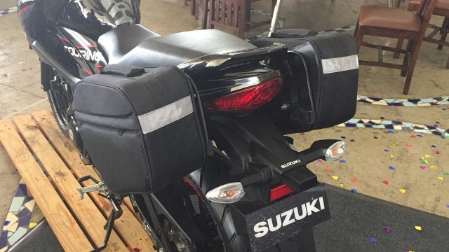 Boks samping Suzuki GSX150 Bandit versi touring (Foto: Aditya Pratama Niagara/kumparanOTO)