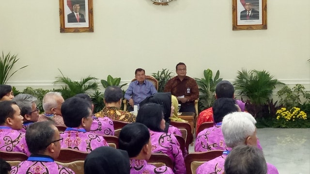 Wakil Presiden Jusuf Kalla di Pelatihan Kepemimpinan Nasional di Istana Wakil Presiden. (Foto: Nadia Riso/kumparan)