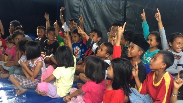 Anak-anak warga Petobo, Palu. (Foto: Soejono Eben/kumparan)