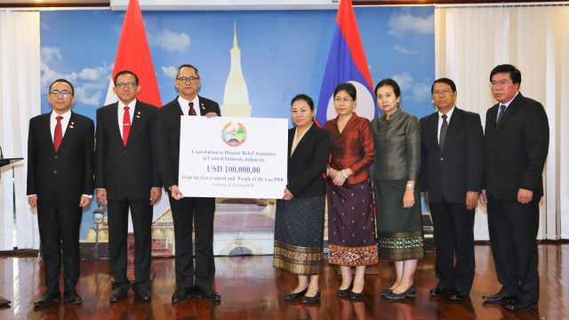 Bantuan Laos ke Indonesia untuk Palu dan Donggala. (Foto: Dok. Alfan Amiruddin)