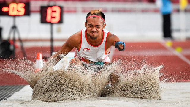 Atlet lompat jauh Indonesia di Asian Para Games, Settiyo Budi Hartanto. (Foto: ANTARA/Dhemas Reviyanto)