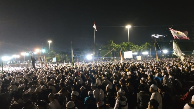 Tabligh Akbar Majelis Rasulullah di Monas, Jakarta Pusat. (Foto: Maulana Ramadhan/kumparan)