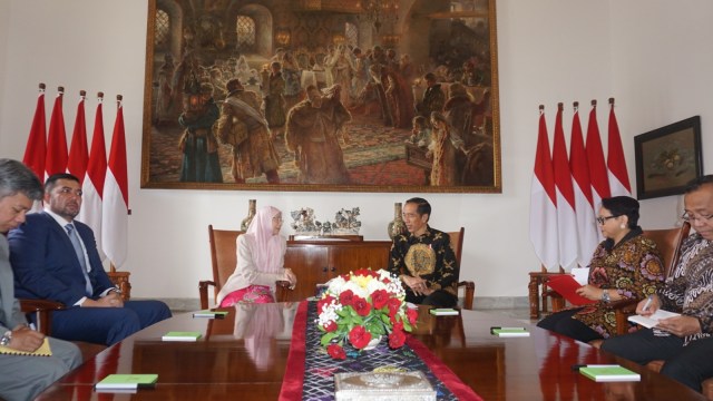 Presiden Jokowi terima Wakil PM Malaysia, Dr Azizah di Istana Bogor, Selasa (9/10/2018). (Foto: Yudhistira Amran Saleh/kumparan)