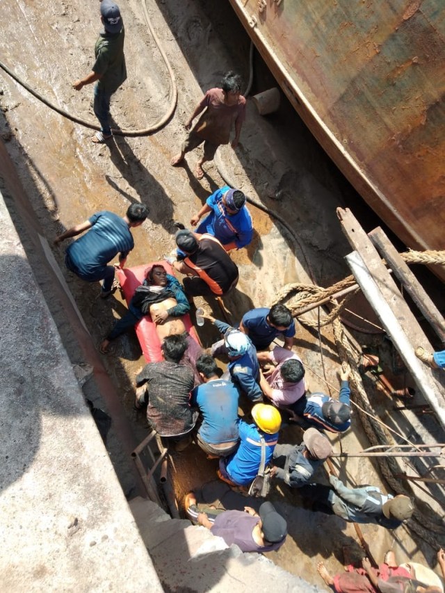 Polisi Telisik 5 Pekerja yang Keracunan di Galangan Kapal