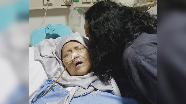 Momen terakhir anak-anak Indro Warkop bersama ibunya. (Foto: Instagram/@harleyano)