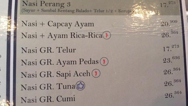 Daftar Harga Nasi Ayam di Kafe QQ Kopitiam Pacific Place Mall, Jakarta. (Foto: Elsa Olivia Karina L Toruan/kumparan)