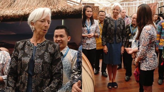 Christine Lagarde Mengenakan blazer dari kain tenun saat mengunjungi Indonesia Pavilion di Nusa Dua, Bali. (Foto: Helmi Affandi/ kumparan)