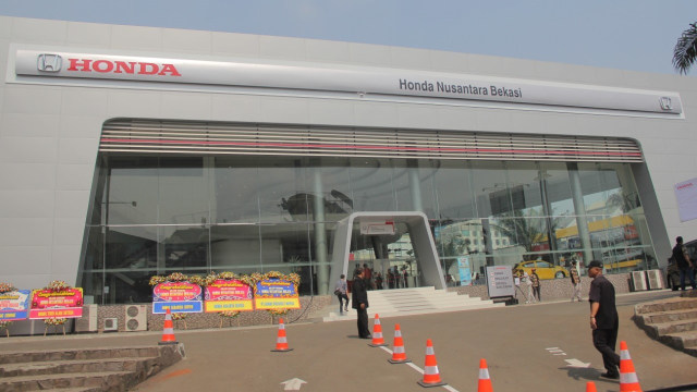 Dealer Honda Nusantara Bekasi (Foto: Alfons Yoshio/kumparan)