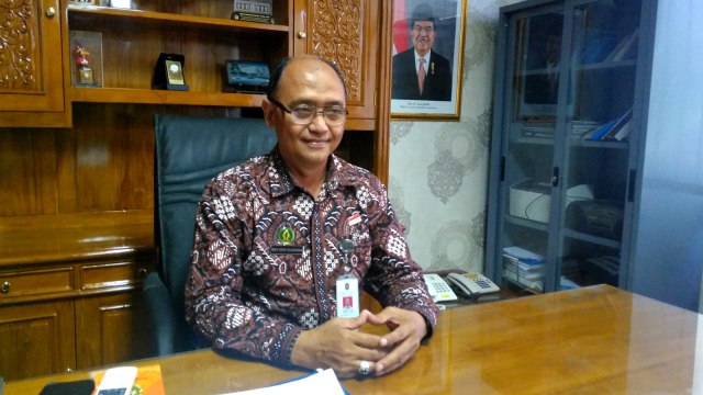 Kepala Dinas Pendidikan (Disdik) Kota Yogyakarta, Edi Heri Suasana. (Foto: Arfiansyah Panji Purnandaru/Kumparan)