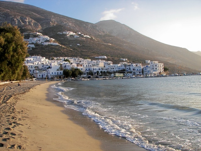 Pemandangan pantai di Pulau Amorgos, Yunani (Foto: Pixabay)