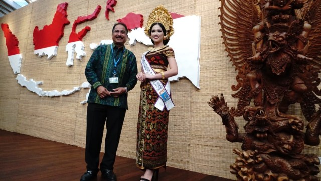 Kunjungan Menteri Pariwisata Arief Yahya mengunjungi Indonesia Pavilion. (Foto: Helmi Afandi Abdullah/kumparan)