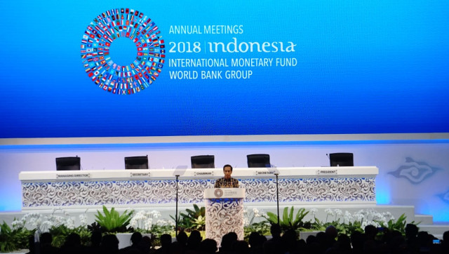 Presiden Joko Widodo memberikan sambutan pada Annual Meetings IMF dan World Bank Group Plenary Session di BNDCC, Bali. (Foto: Helmi Afandi/kumparan)