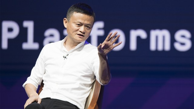 Pendiri Alibaba Jack Ma menjadi pembicara di sela-sela Pertemuan Tahunan IMF - World Bank Group 2018 di Bali. (Foto: ANTARA FOTO/ ICom/AM IMF-WBG/M Agung Rajasa)
