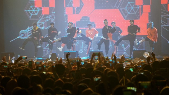 Stray Kids di Spotify on Stage. (Foto: Fanny Kusumawardhani/kumparan)