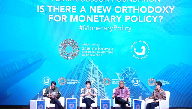 Ravi Menon (Direktur Pelaksana Otoritas Moneter Singapura), Nor Shamsiah Mohd Yunus (Gubernur Bank Negara Malaysia), Perry Warjiyo (Gubernur Bank Indonesia), dan Veerathai Santiprabhob (Gubernur Bank Thailand) dalam diskusi kebijakan moneter di IMF-WBG 2018. (Foto: Helmi Afandi/kumparan)