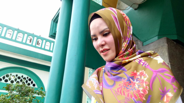 Angel Lelga di Masjid Al Muhajirin, Ciledug, Tangerang, Sabtu (13/10/2018). (Foto: D.N Mustika Sari/kumparan)