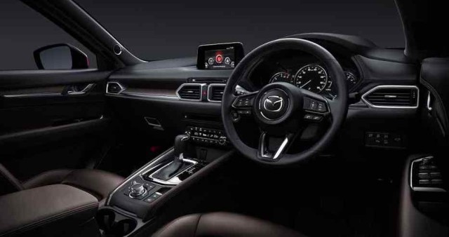 Mazda CX-5 model 2019 juga mendapat sedikit revisi di interior (Foto: dok. Mazda)