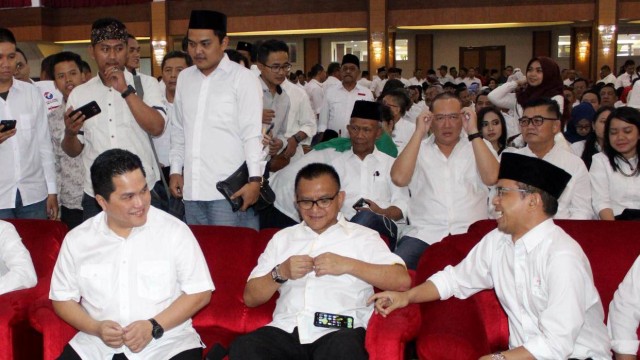 Pengukuhan TKD Jokowi-Ma'ruf Jawa Barat oleh Ketua TKN Erick Thohir (Foto: Dok. Istimewa)