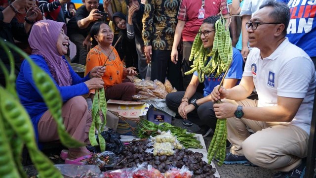 Sandiaga Uno di Pasar Terminal Sukawelang, Subang, Jawa Barat. (Foto: Dok. Tim Sandiaga Uno)